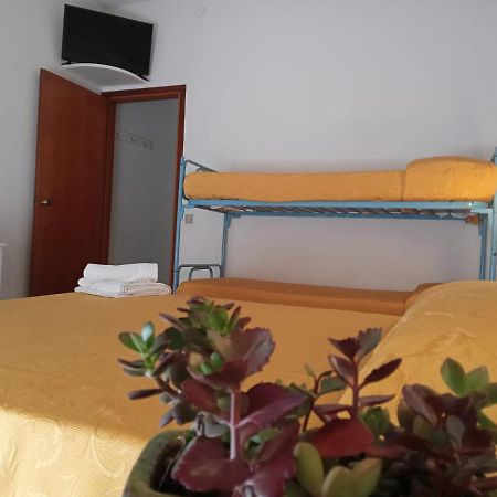 Hotel Haiti Мілано-Маріттіма Екстер'єр фото
